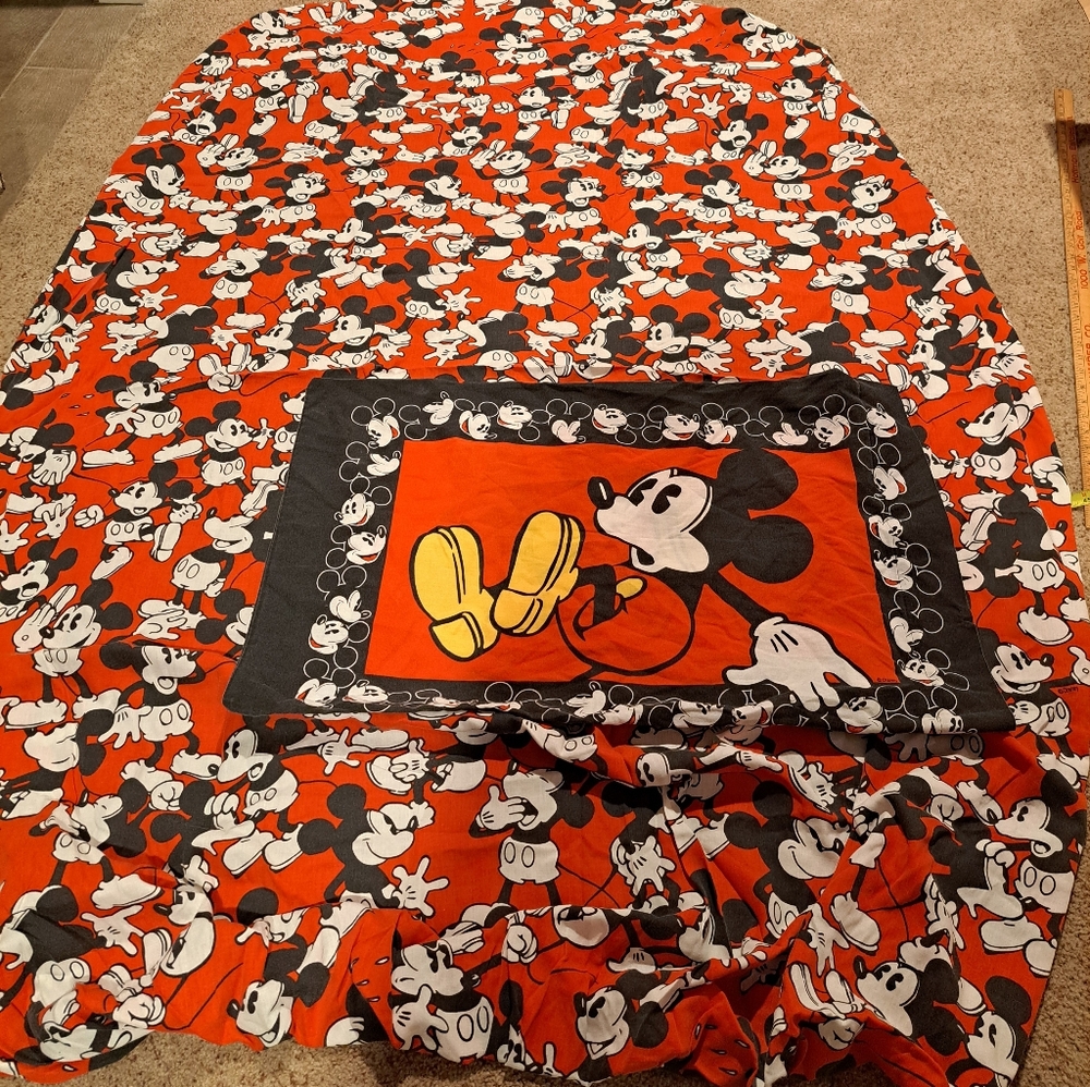 Disney Mickey Mouse Full Size Fitted Sheets With Standard Pillowcase - Picture 2 of 8